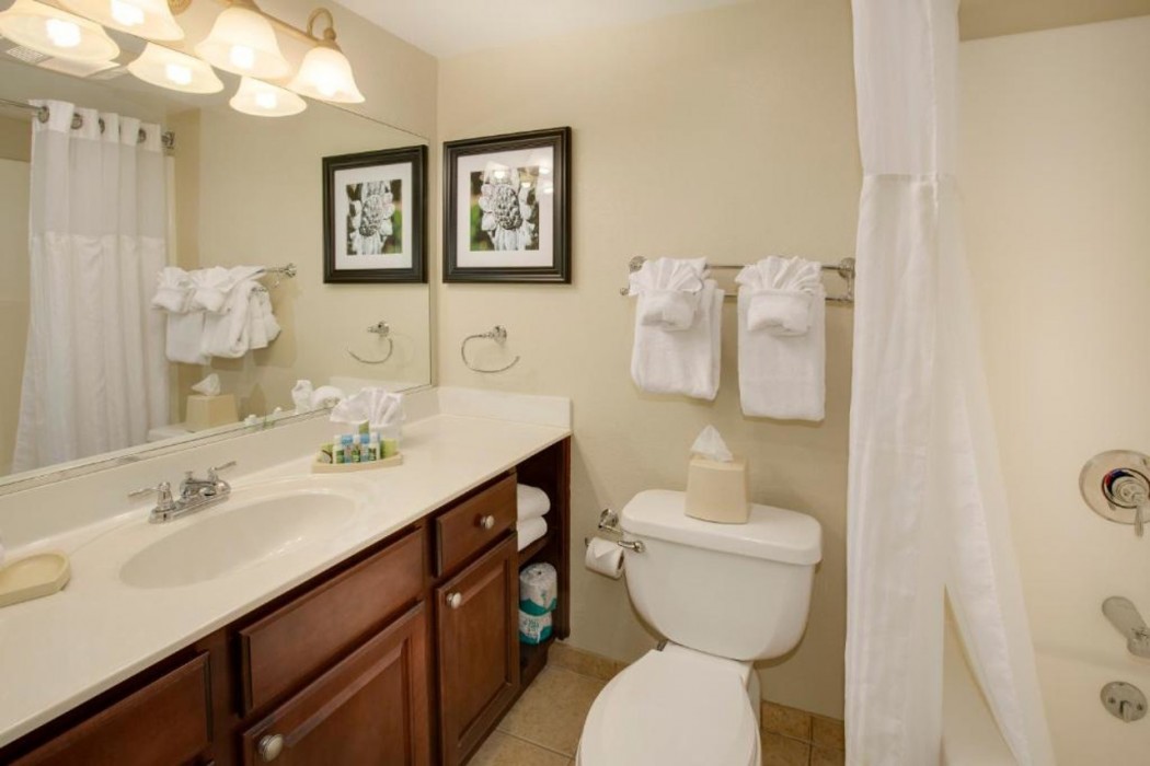 Bluegreen Vacations Patrick Henry Square, an Ascend Collection Resort 10/25