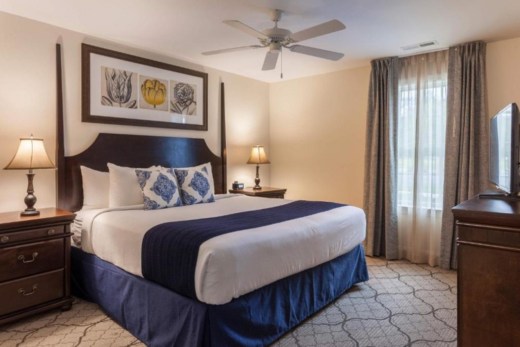 Bluegreen Vacations Patrick Henry Square, an Ascend Collection Resort 8/25