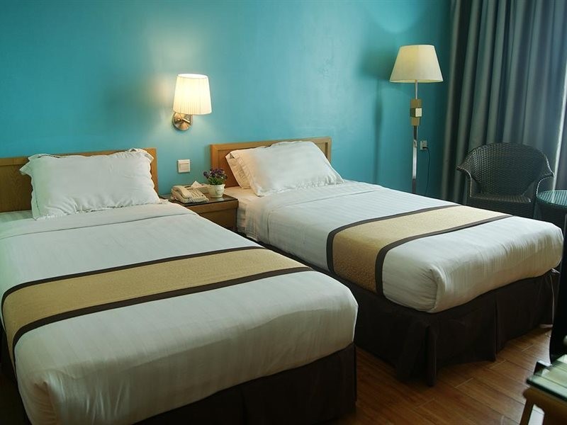 Tang Dynasty Bay Hotel 28/57