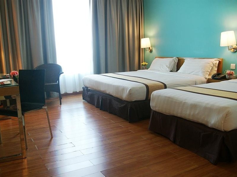 Tang Dynasty Bay Hotel 26/57