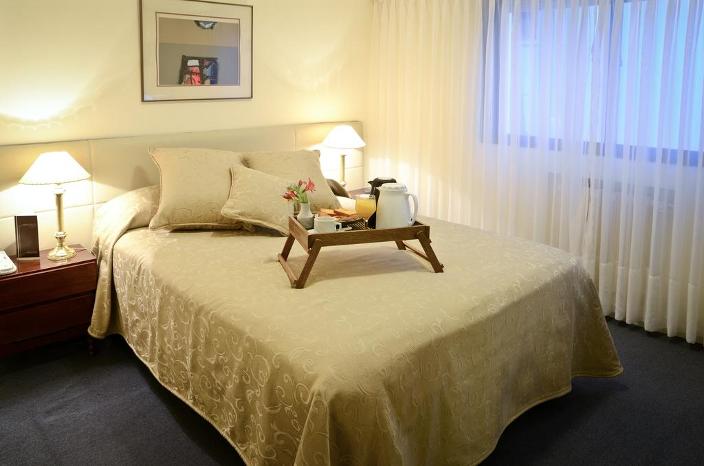 Presidente Hotel 8/46