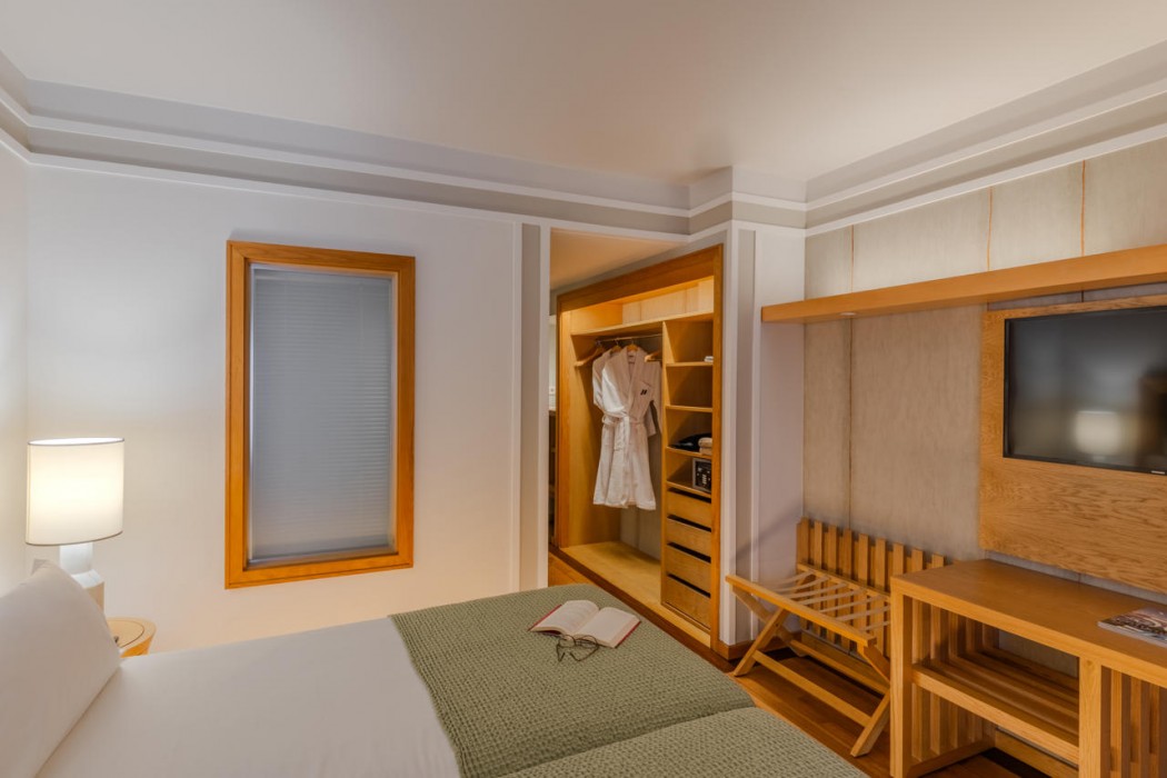 Pestana Carlton Madeira 12/56