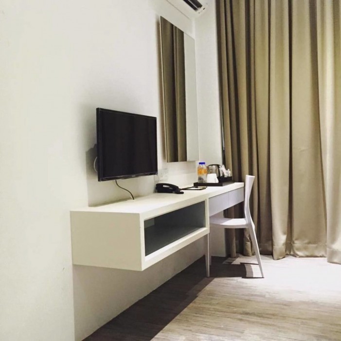 T+ Hotel Macallum 23/86
