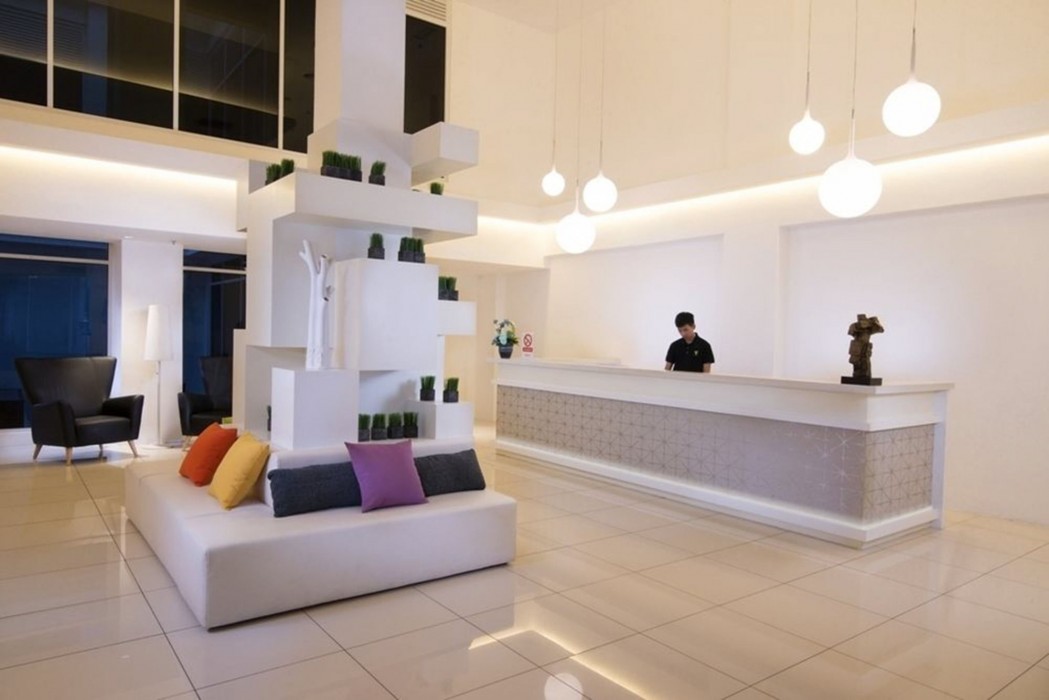 T+ Hotel Macallum 50/86