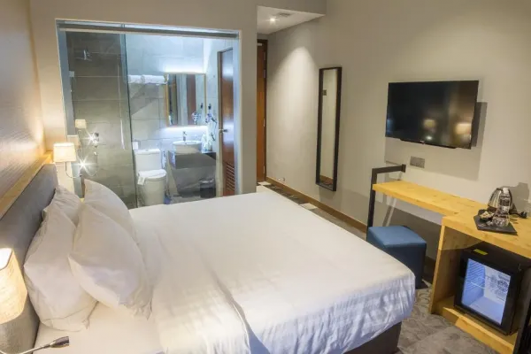 Redpine Boutique Hotel 16/38