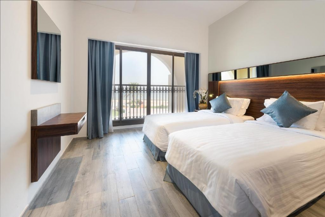 Barracuda Resort 12/52