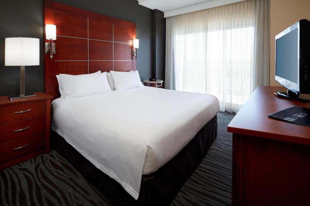 Residence Inn Montreal Airport 8/19