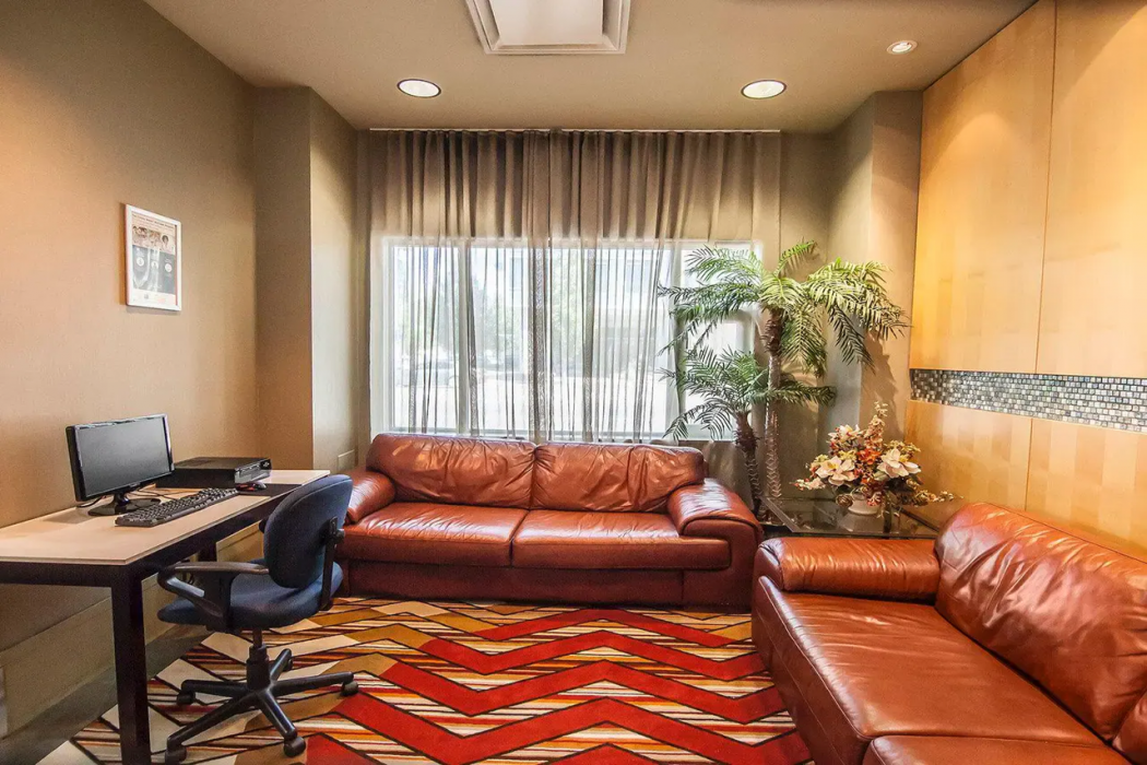Comfort Hotel Vancouver Airport 25/44
