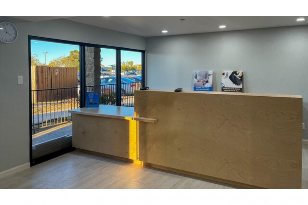 Motel6 Victorville, CA - Civic Center / Route 66 8/60