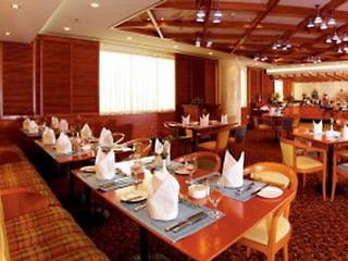 Swiss-Belhotel Sharjah 21/46