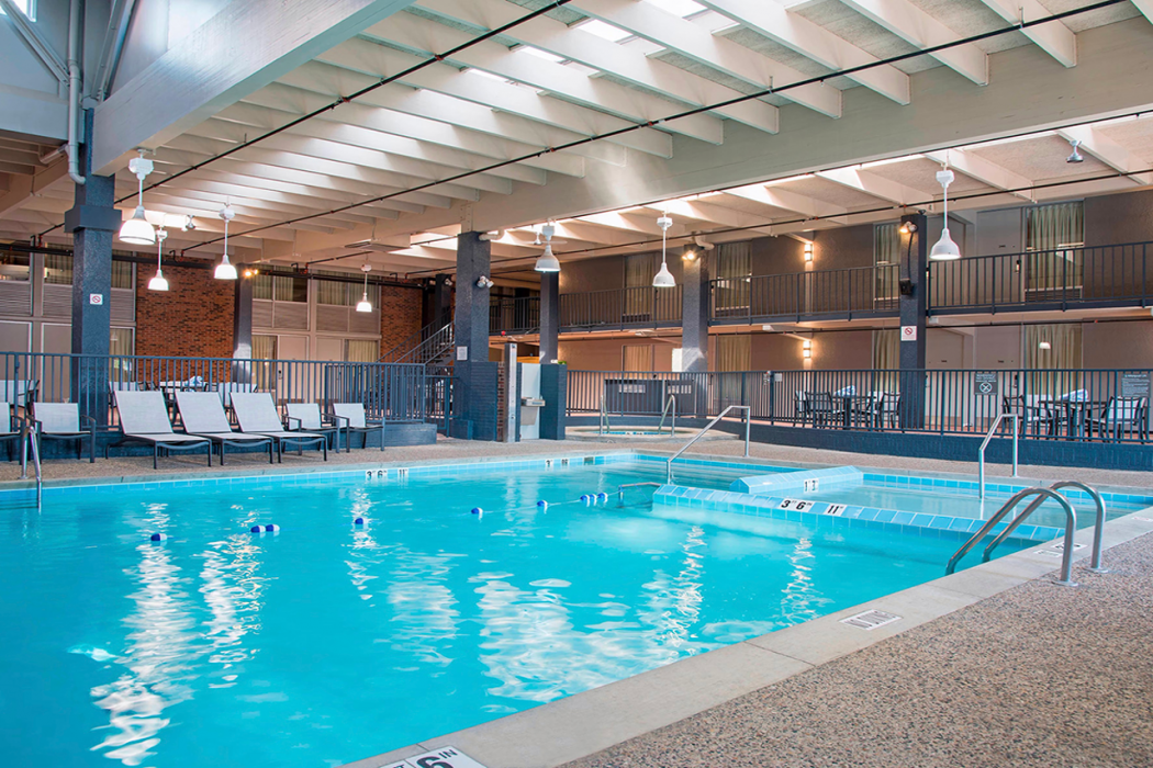 The Center Hotel Grand Rapids Airport 24/29
