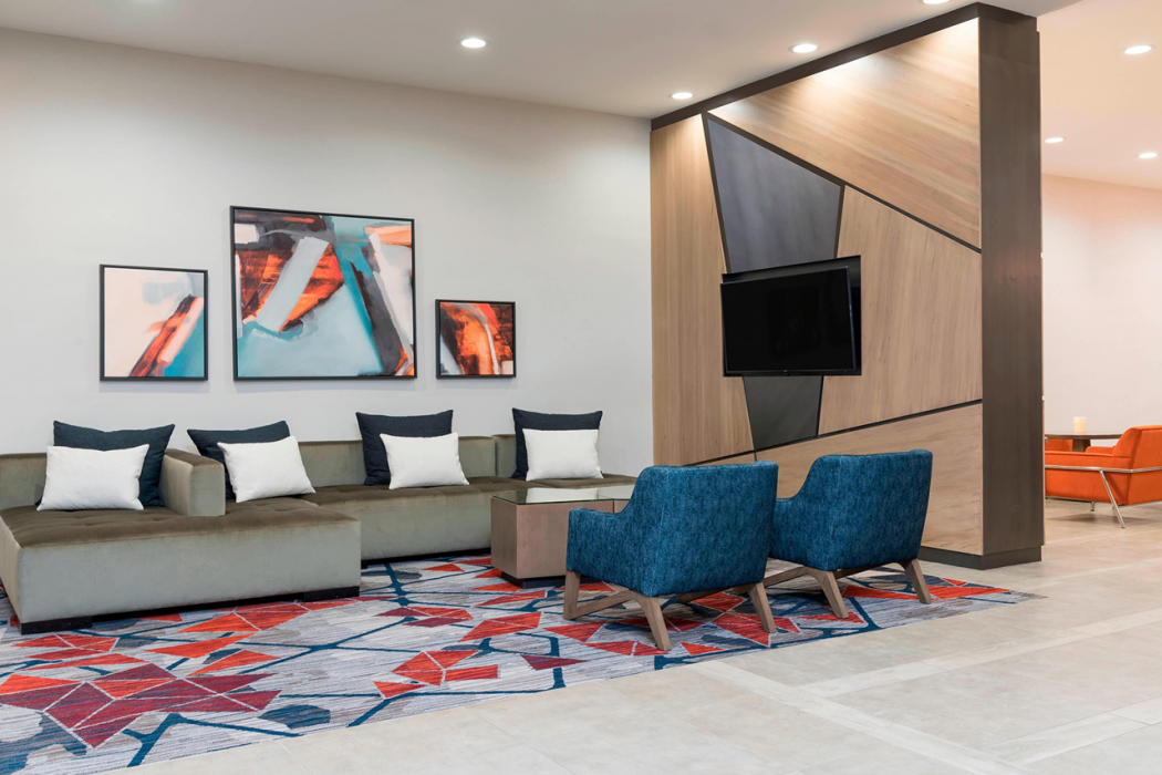 デルタ ホテルズ グランド ラピッズ エアポート(The Center Hotel Grand Rapids Airport) 写真3
