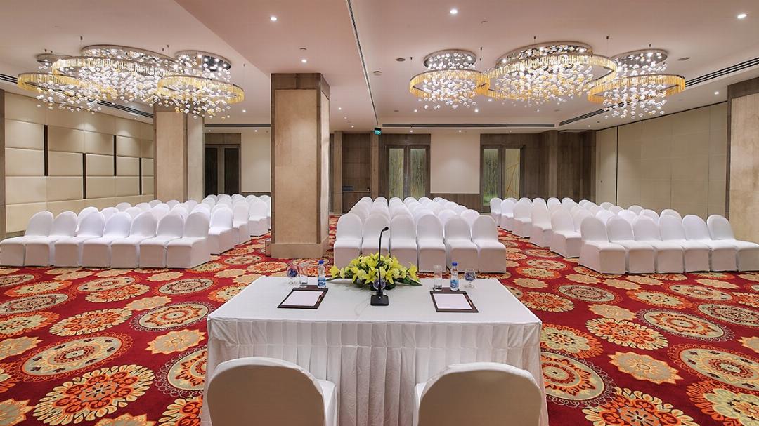 Ramada By Wyndham Gurgaon Central 13/16