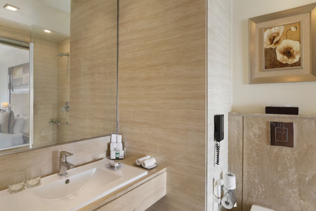 Ramada By Wyndham Gurgaon Central 7/16