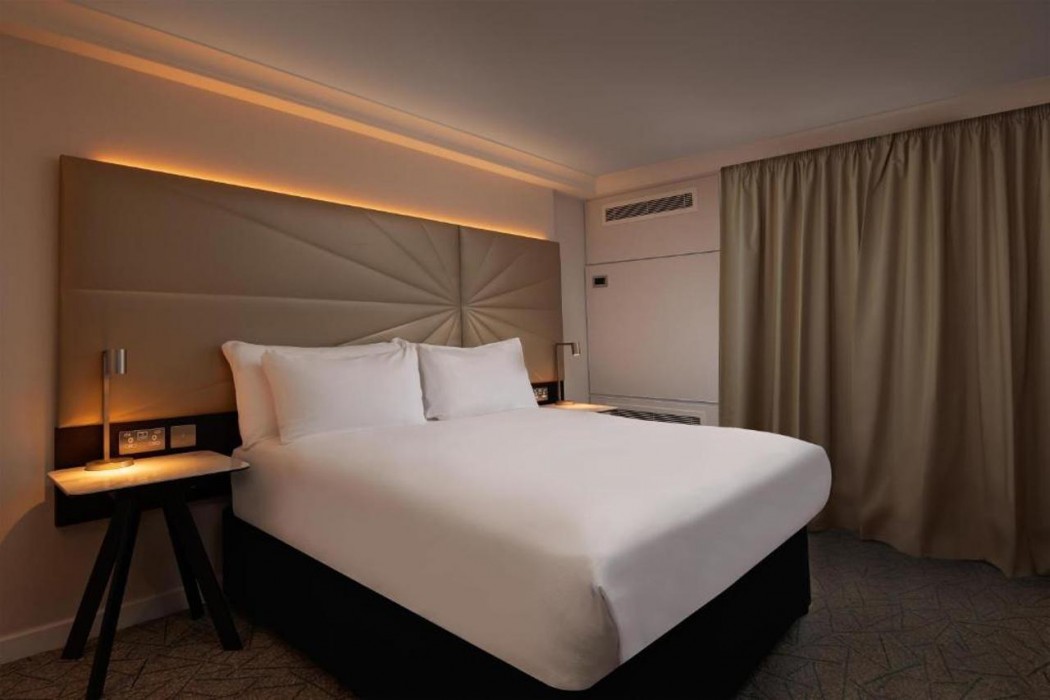 Hilton Birmingham Metropole 10/78