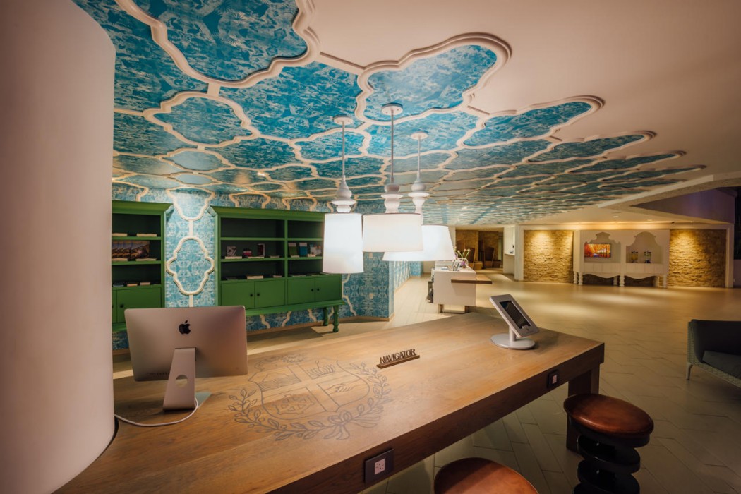 Lobby at Renaissance Wind Creek Aruba Resort, ORANJESTAD