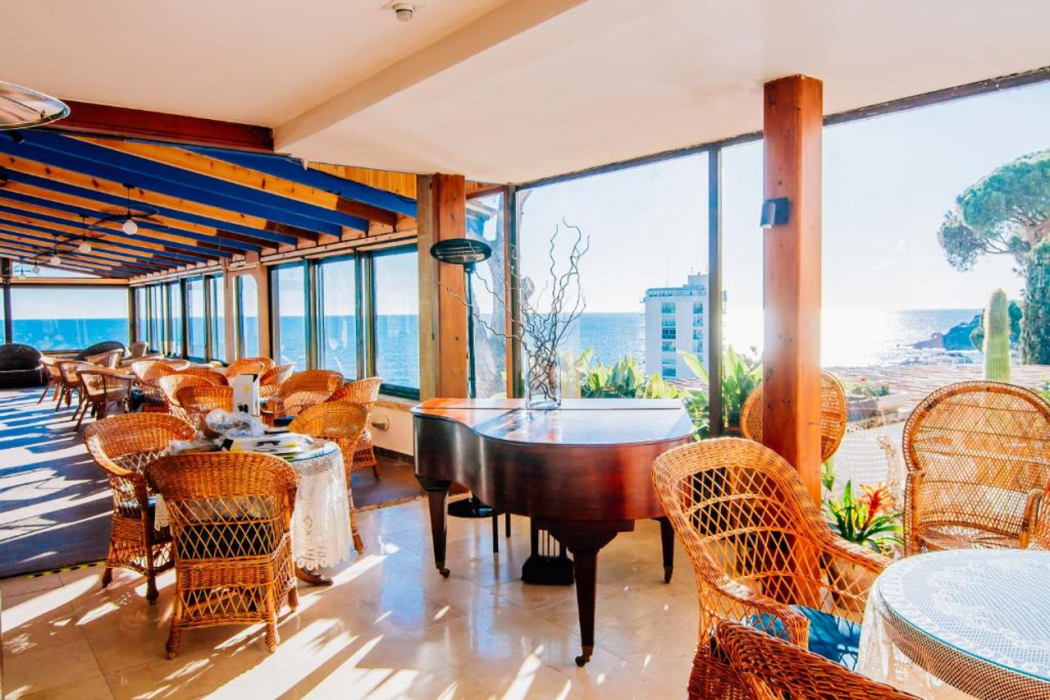 Hotel Roger de Flor by Seleqtta 48/66