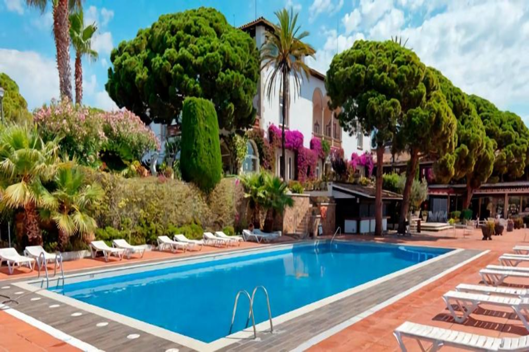 Hotel Roger de Flor by Seleqtta 32/66
