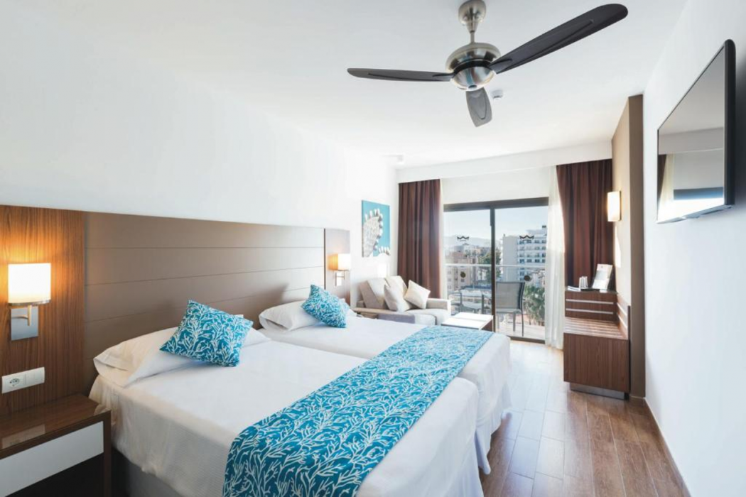 Hotel RIU Bravo 14/42