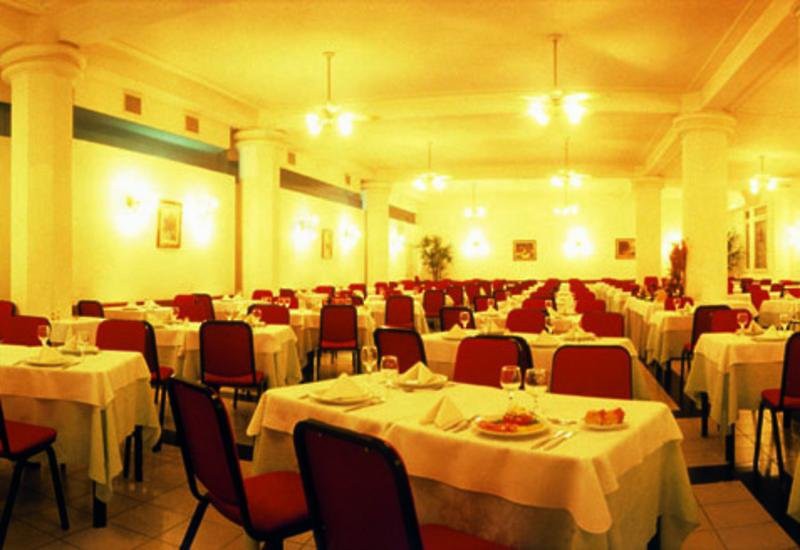 Riviera Hotel 39/66