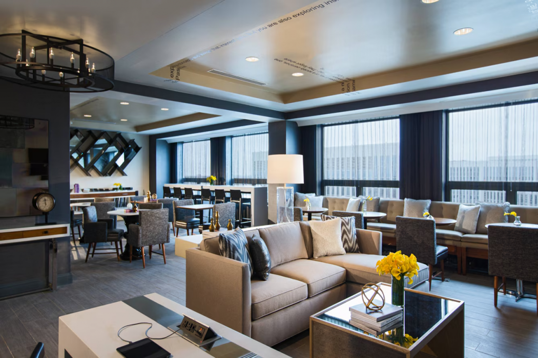 Lobby at Renaissance Chicago O'hare Suites, CHICAGO - IL