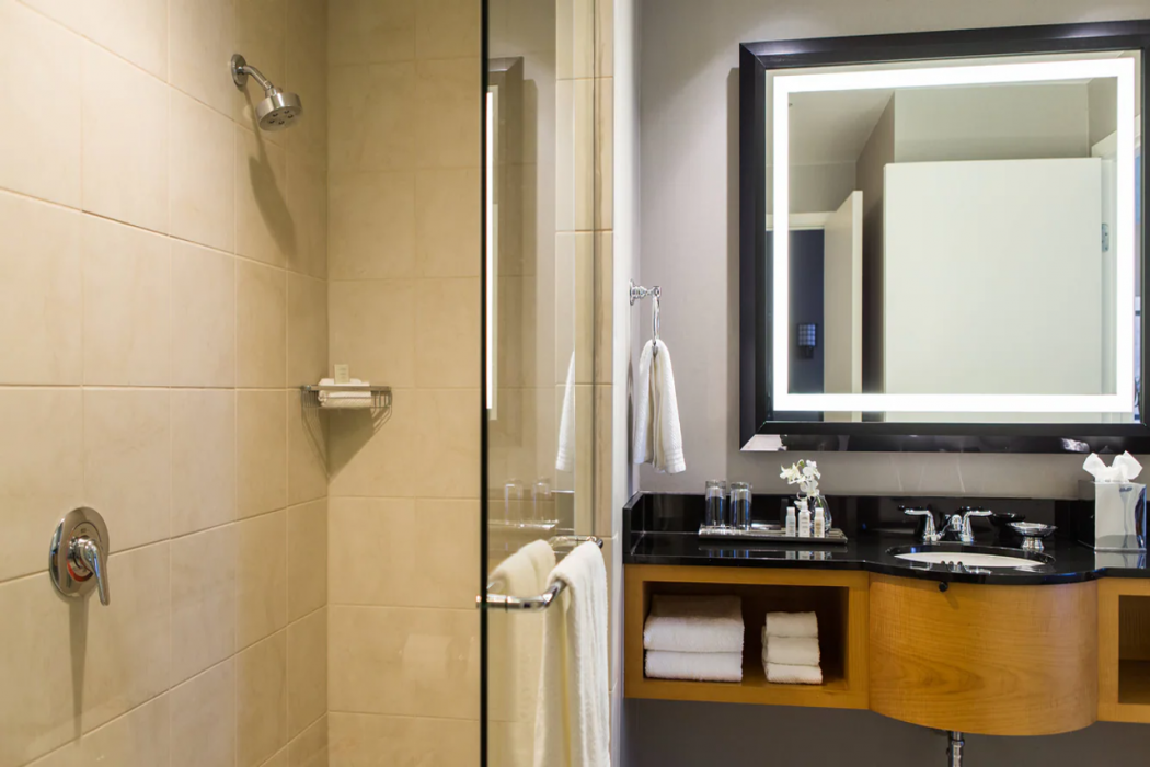 Renaissance Chicago O'hare Suites 15/47