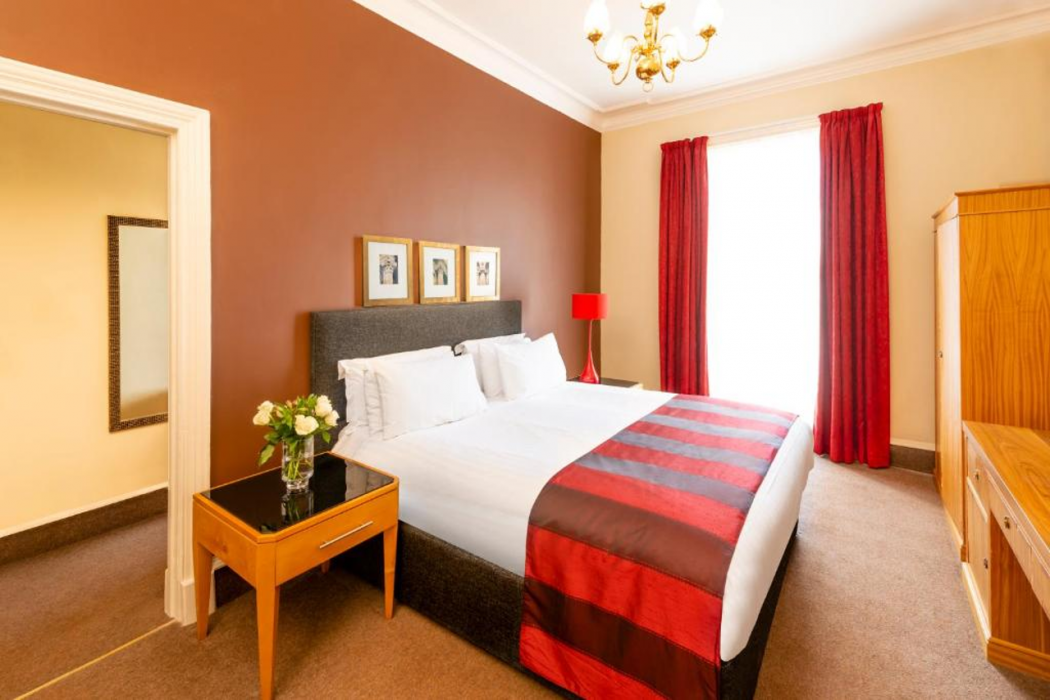 Millennium Hotel Glasgow 16/30