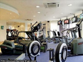 HOLIDAY INN LONDON HEATHROW M4J4 29/62