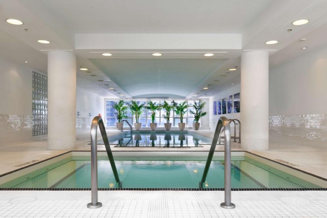 SoHo Hotel Toronto 45/55