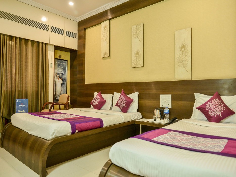 Oyo 4445 Hotel Saishri 41/63