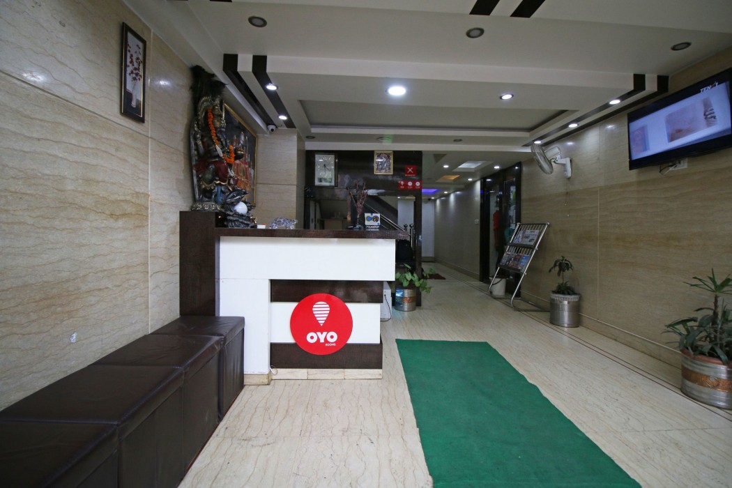 Oyo 4608 Hotel Galaxy 20/39