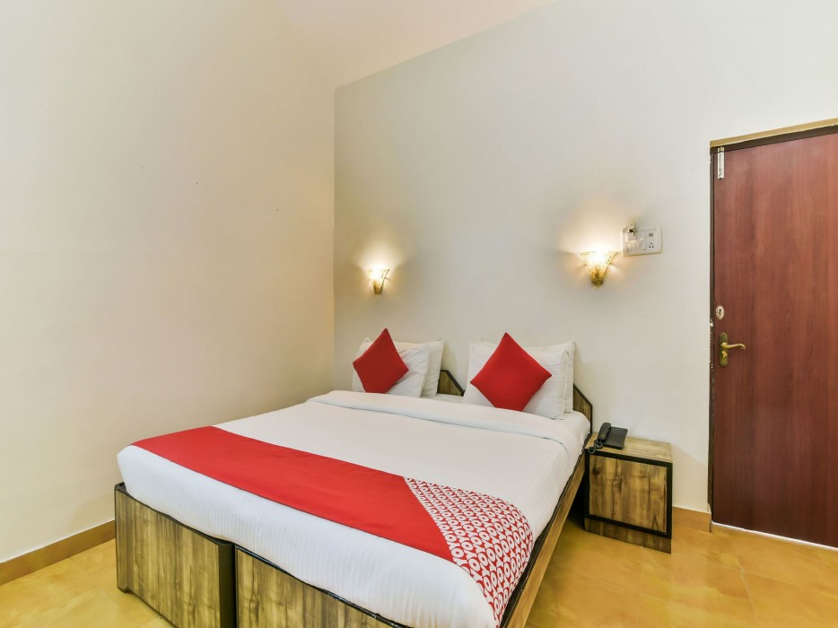 Oyo 4977 Kristal Sands Beach Resort 37/78