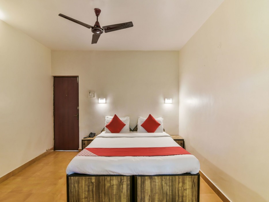 Oyo 4977 Kristal Sands Beach Resort 60/78
