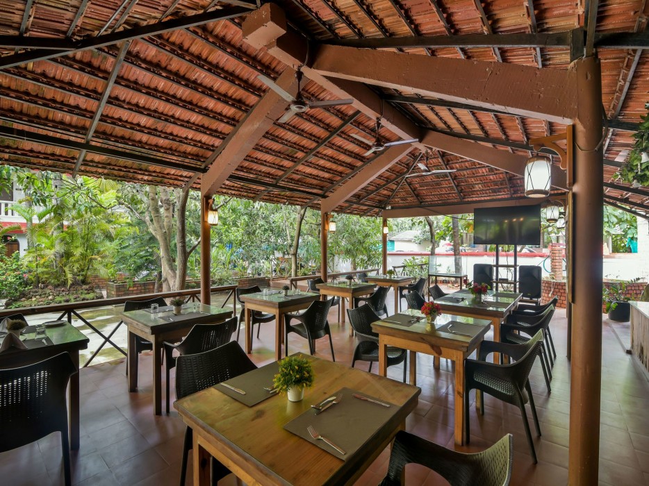 Oyo 4977 Kristal Sands Beach Resort 57/78