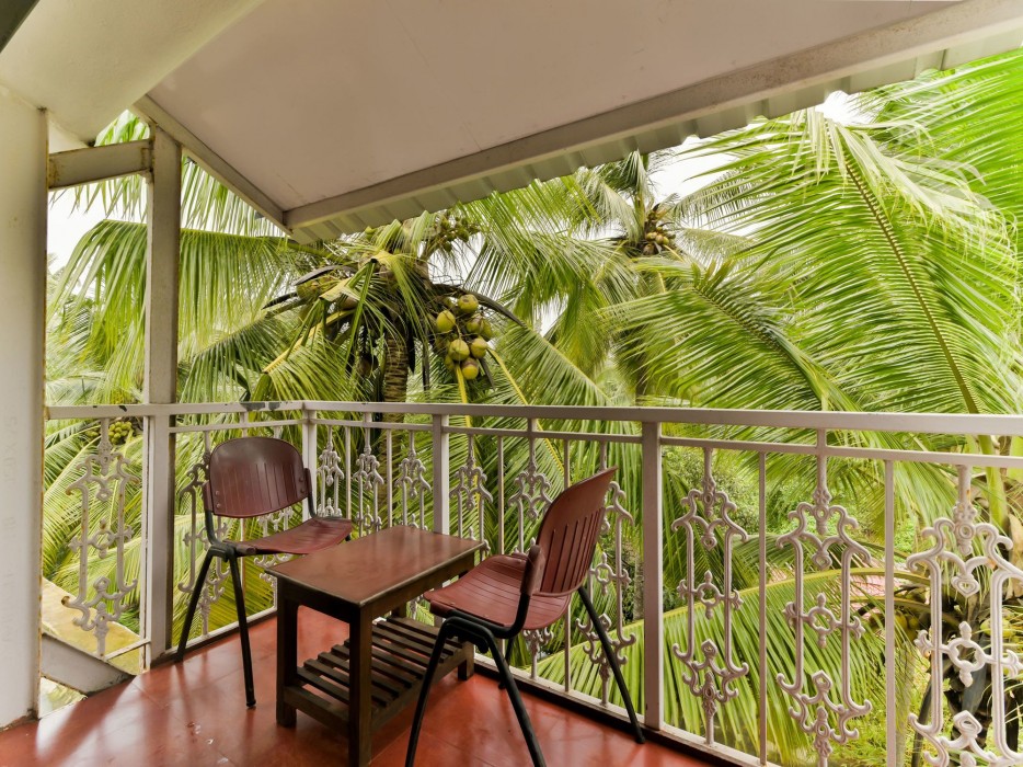 Oyo 4977 Kristal Sands Beach Resort 54/78