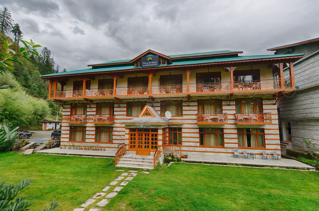 Solang Ski Resort 13/25