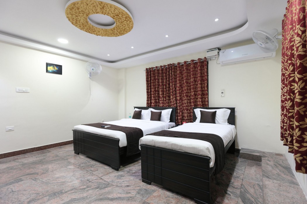 Oyo 4584 India Gate 31/54