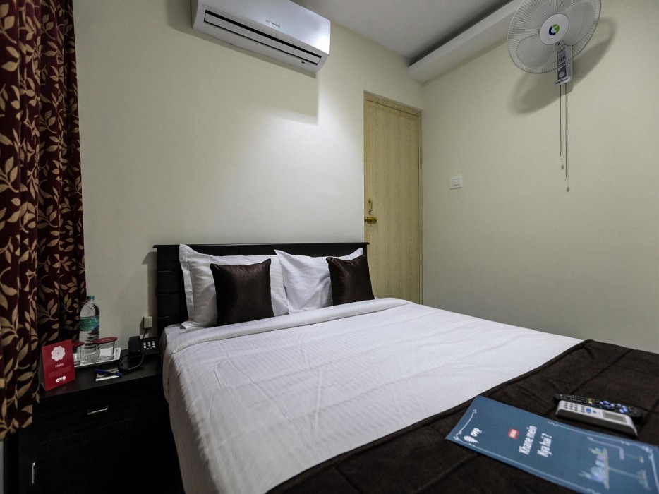 Oyo 4584 India Gate 32/54
