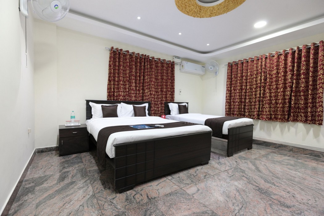 Oyo 4584 India Gate 36/54