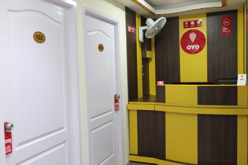 Oyo 4584 India Gate 21/54
