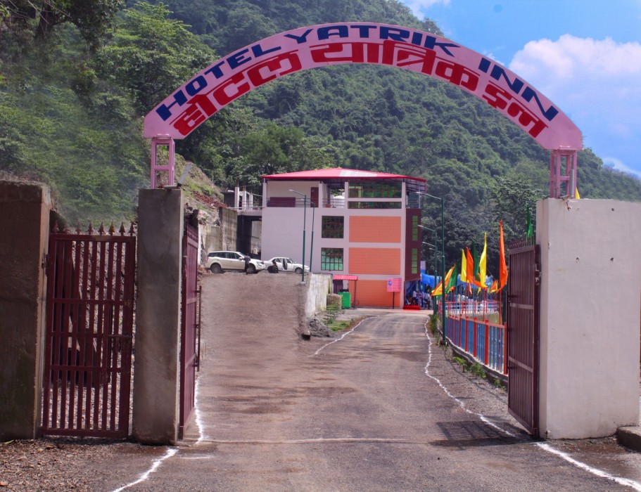 Yatrik Inn 36/56