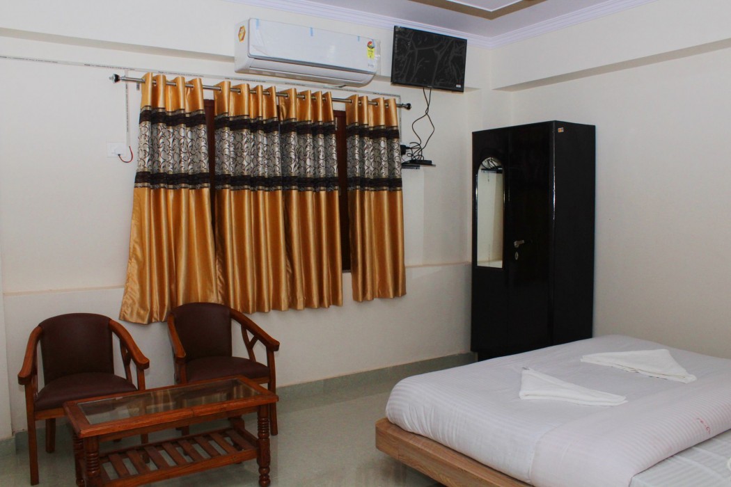 Yatrik Inn 30/56
