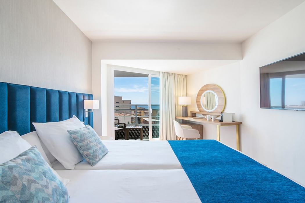 Hotel Costa Malaga (Adults Recommended) by Pierre & Vacances 12/57