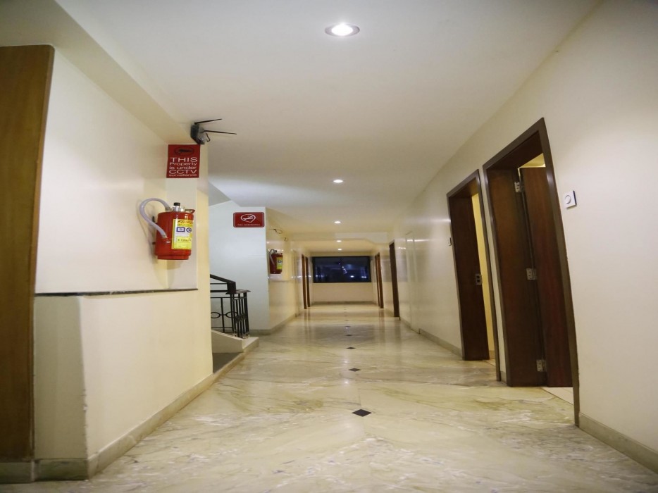 Oyo Rooms Old Pune Bangalore Road Kolhapur 9/45