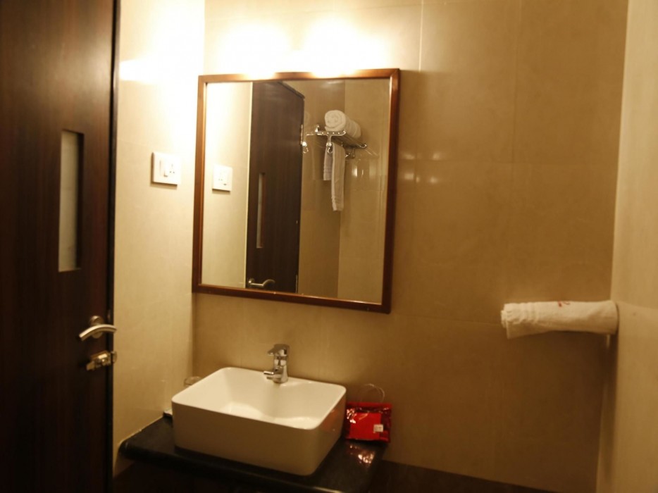 Oyo Rooms Old Pune Bangalore Road Kolhapur 22/45