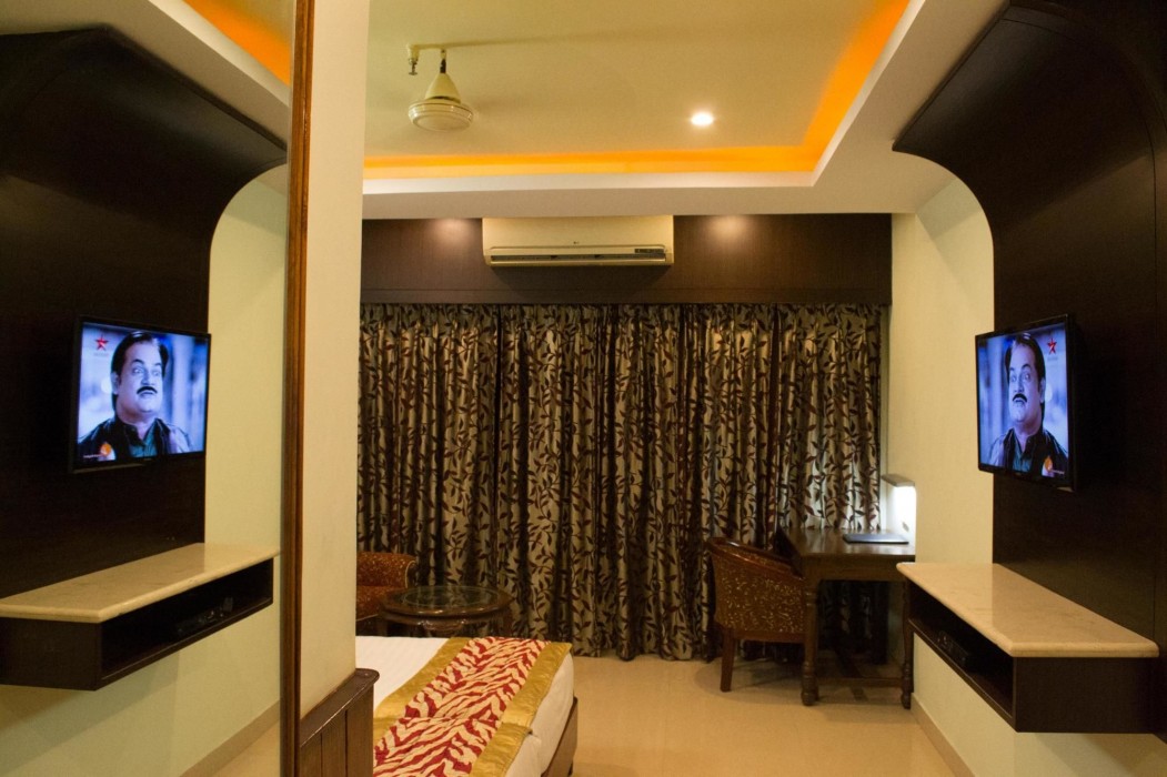 Oyo Premium Nayapalli Irc Village 35/72