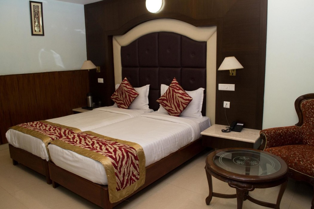 Oyo Premium Nayapalli Irc Village 44/72