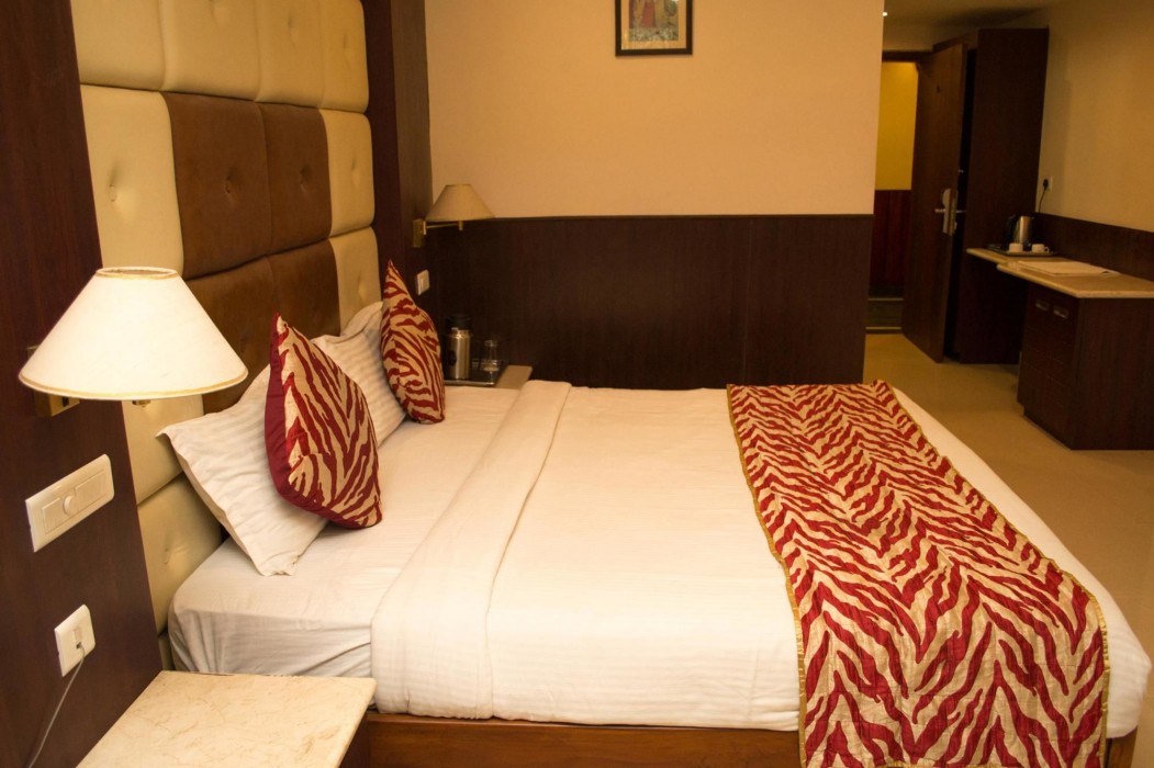 Oyo Premium Nayapalli Irc Village 30/72