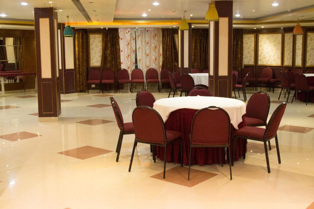 Oyo Premium Nayapalli Irc Village 34/72