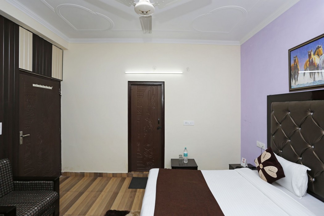 Oyo Rooms 081 Tapovan 22/46